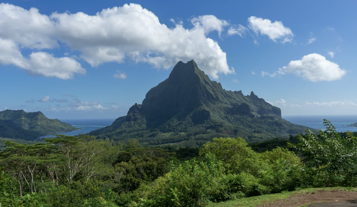best hikes in moorea